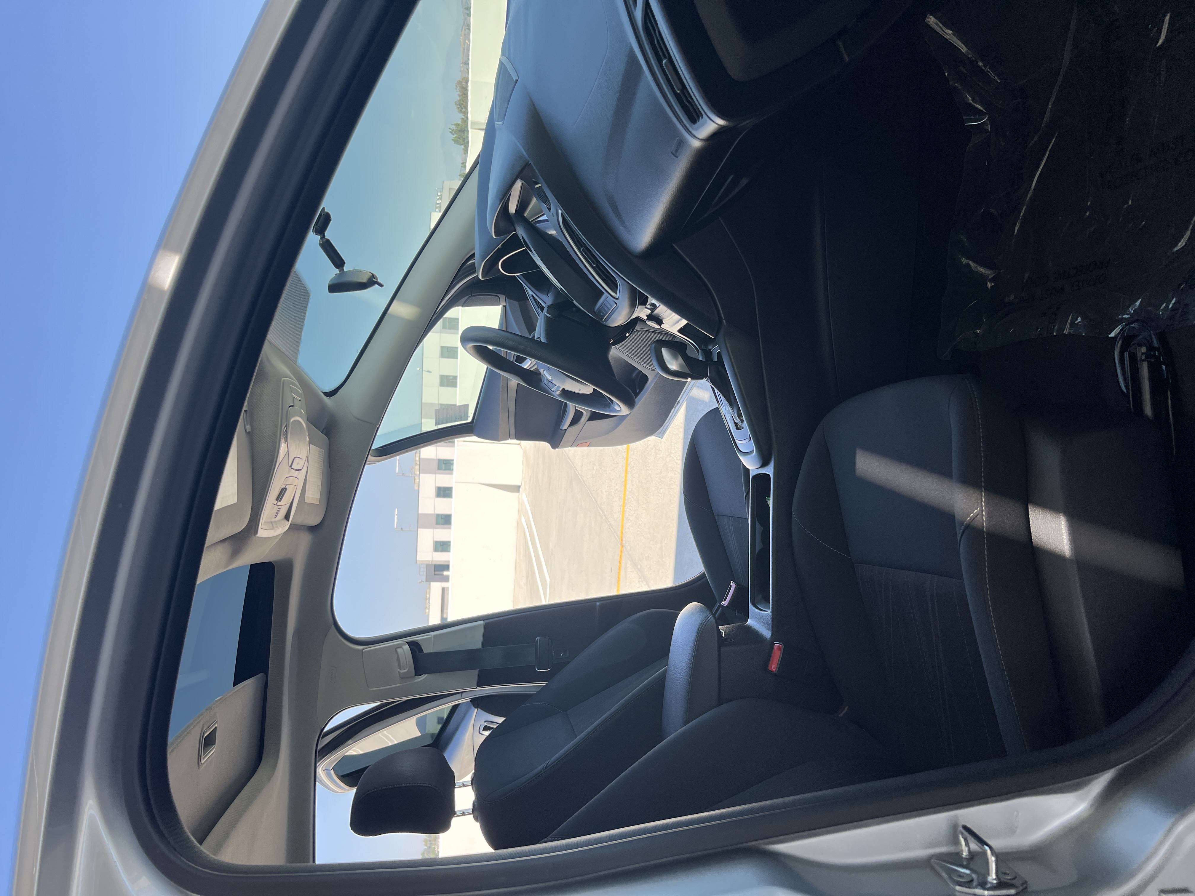 Car photo 13